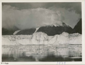 Image: Face of Umiamako Glacier